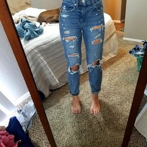 Very high waisted ankle straight distressed jeans